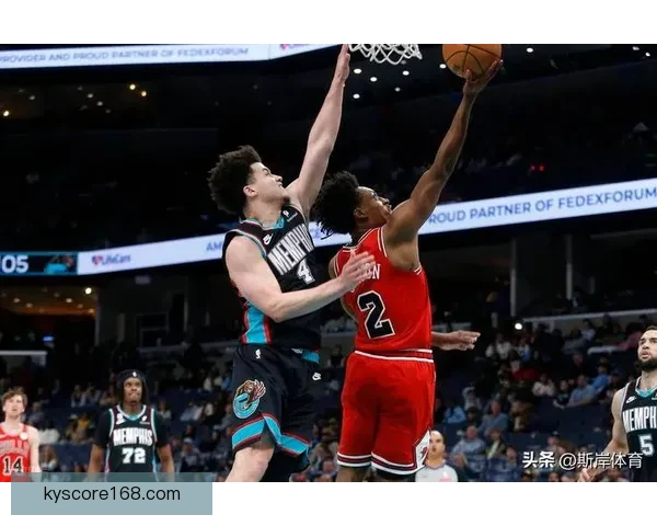 考沃德砍下24分9篮板灰熊险胜公牛 吉迪三双难阻雷霆败局
